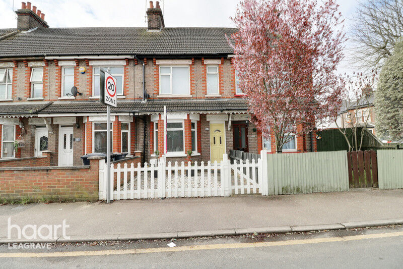 3 bedroom Terraced House Beechwood Road, Luton £300,000 haart