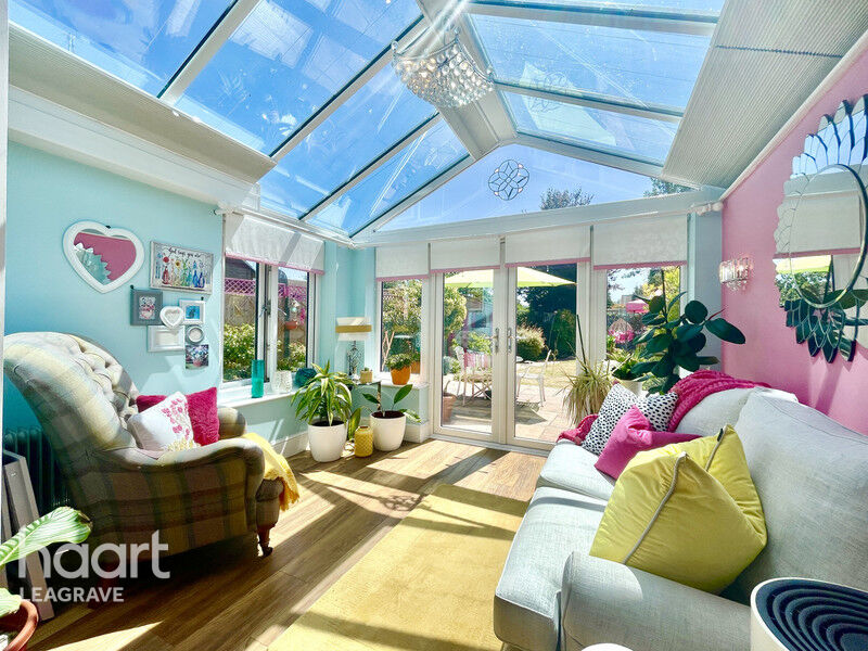 3 bedroom End of terrace house Onslow Road, Luton £400,000 haart