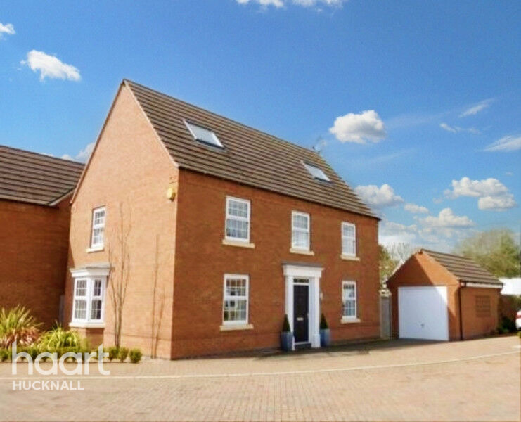 5 bedroom Detached house Peregrine Road, Hucknall, Nottingham £