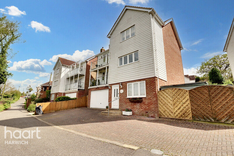 Property For Sale In Harwich, Tendring haart